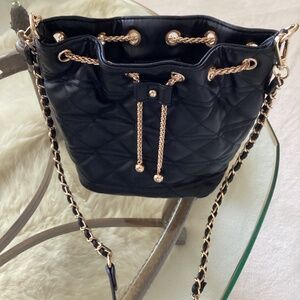 Never used! Pretty Bucket Bag- Black and gold